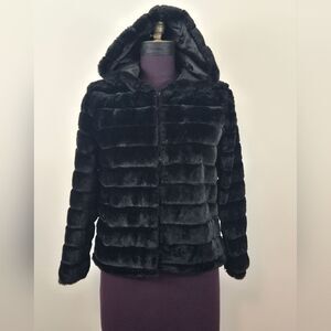 Elegant Black Faux Fur Teddy Jacket